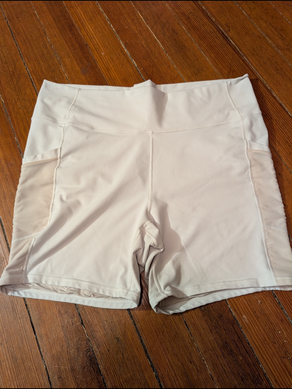 Women's Fabletics Powerhold Active Shorts with Side Pockets And Inside Pocket